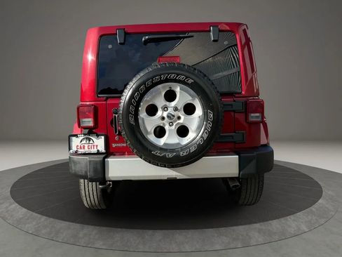 Used 2013 Jeep Wrangler Unlimited Sahara w/ Mopar Chrome Edition Group image 5