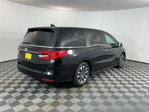 Used 2024 Honda Odyssey EX-L image 5