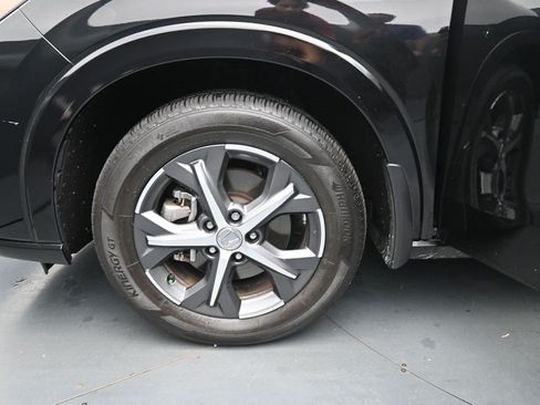 Used 2024 Honda HR-V EX-L image 10