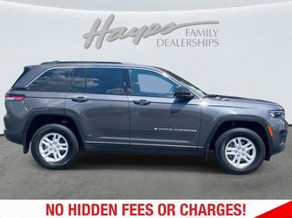 Used 2025 Jeep Grand Cherokee Laredo w/ MOPAR Finishing Package RWD video 2