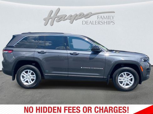 Used 2025 Jeep Grand Cherokee Laredo w/ MOPAR Finishing Package RWD image 2