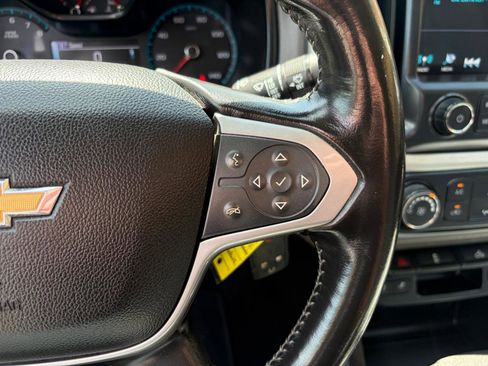 Used 2018 Chevrolet Colorado LT w/ LT Convenience Package image 16