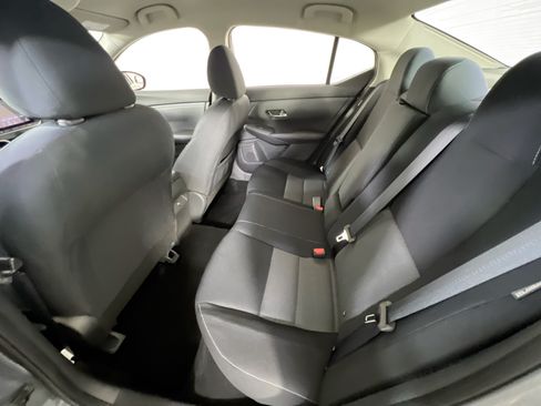 Used 2020 Nissan Sentra SV FWD image 22