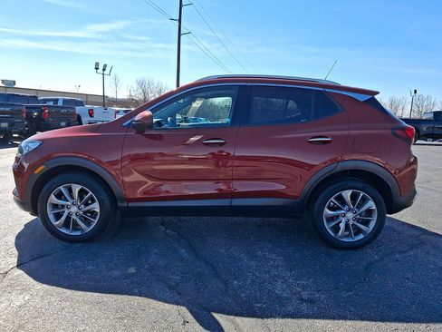Used 2022 Buick Encore GX Essence w/ Experience Buick Package image 5