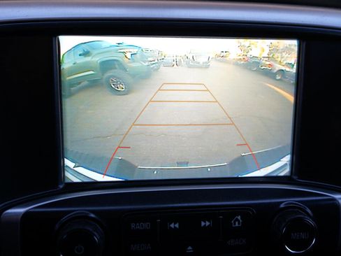 Used 2018 GMC Sierra 2500 SLT w/ Duramax Plus Package image 23