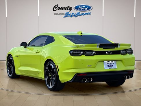 Used 2020 Chevrolet Camaro SS RWD image 24