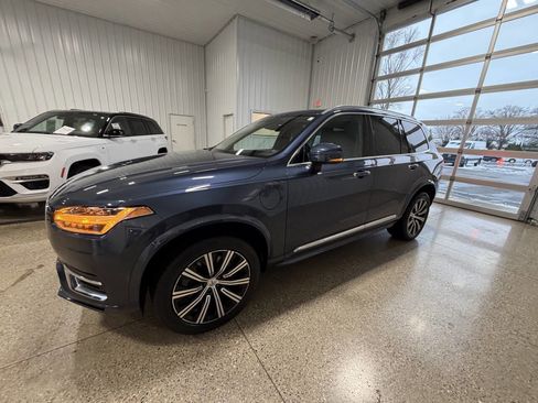 Used 2022 Volvo XC90 T8 Inscription image 34