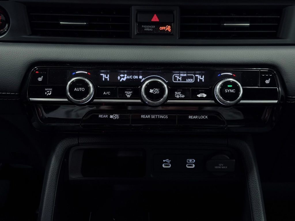 New 2026 Honda Pilot Touring image 38