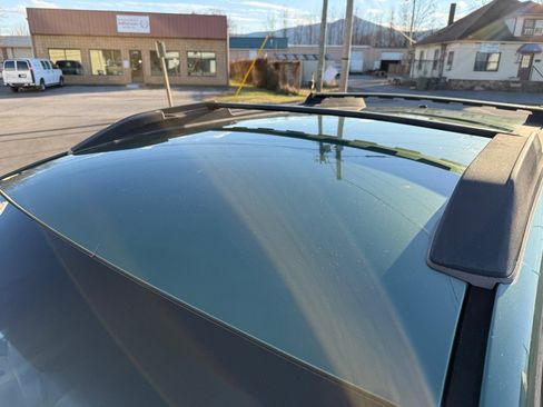 Used 2011 Subaru Outback 2.5i Premium w/ All-Weather Pkg image 7