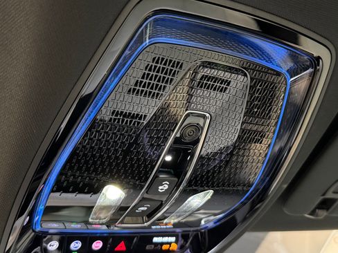 New 2026 Cadillac Vistiq Sport w/ LPO, Floor Liner Package image 42