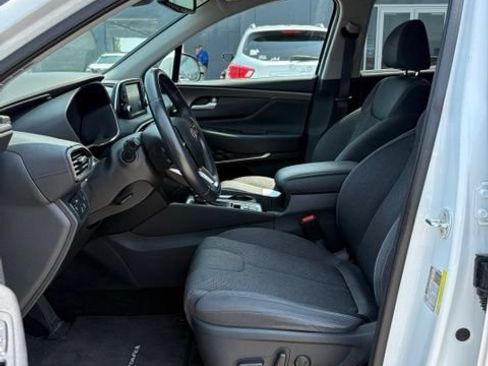 Used 2019 Hyundai Santa Fe SEL FWD image 5