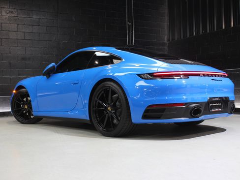 Used 2022 Porsche 911 Carrera image 15
