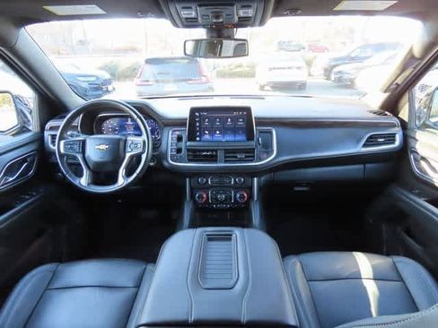 Used 2022 Chevrolet Tahoe LT w/ LT Signature Plus Package image 20