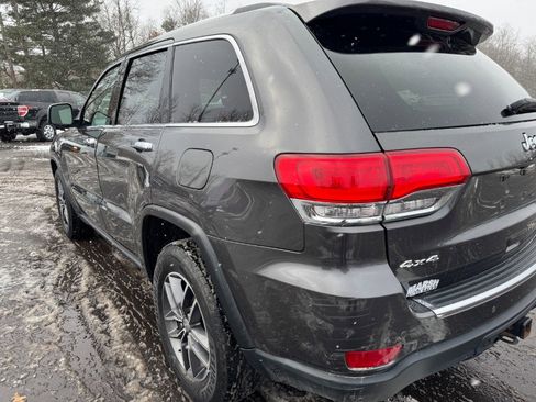 Used 2017 Jeep Grand Cherokee Limited w/ Trailer Tow Group IV image 10