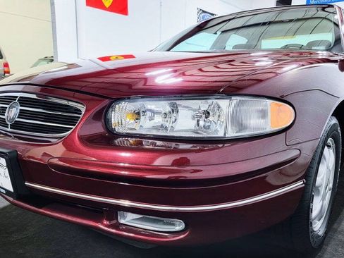 Used 2000 Buick Regal LS w/ Prestige Pkg FWD image 5