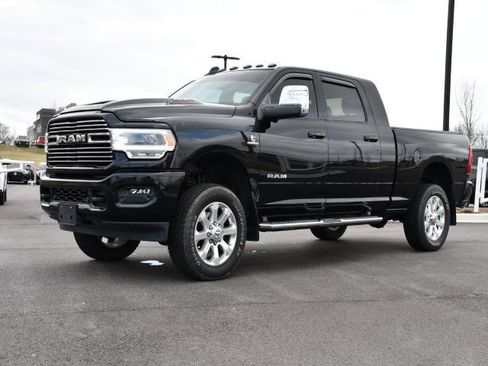 Used 2024 RAM 2500 Laramie w/ Sport Appearance Package image 32