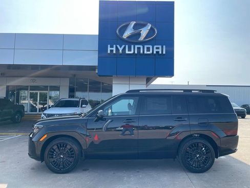 Used 2025 Hyundai Santa Fe Calligraphy AWD/4WD image 2