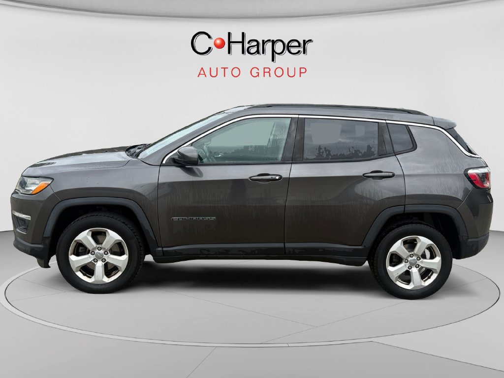 Used 2018 Jeep Compass Latitude w/ Cold Weather Group AWD/4WD image 6