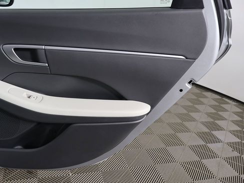 Certified 2024 Hyundai Sonata SEL FWD image 22