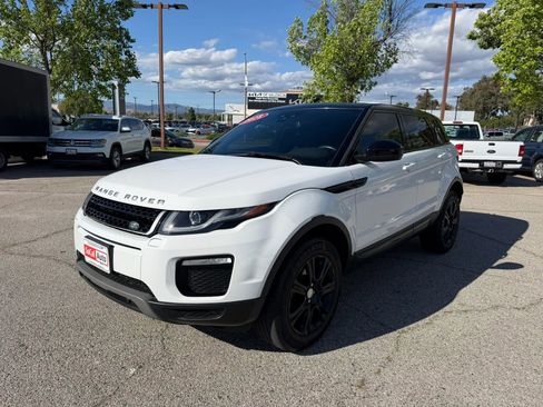 Used 2018 Land Rover Range Rover Evoque SE Premium AWD/4WD image 7