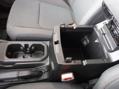 New 2026 Jeep Gladiator Sport image 16