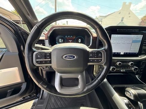 Used 2022 Ford F150 Lariat w/ Equipment Group 502A High AWD/4WD image 7