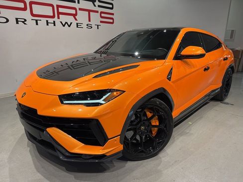 Used 2023 Lamborghini Urus Performante image 2