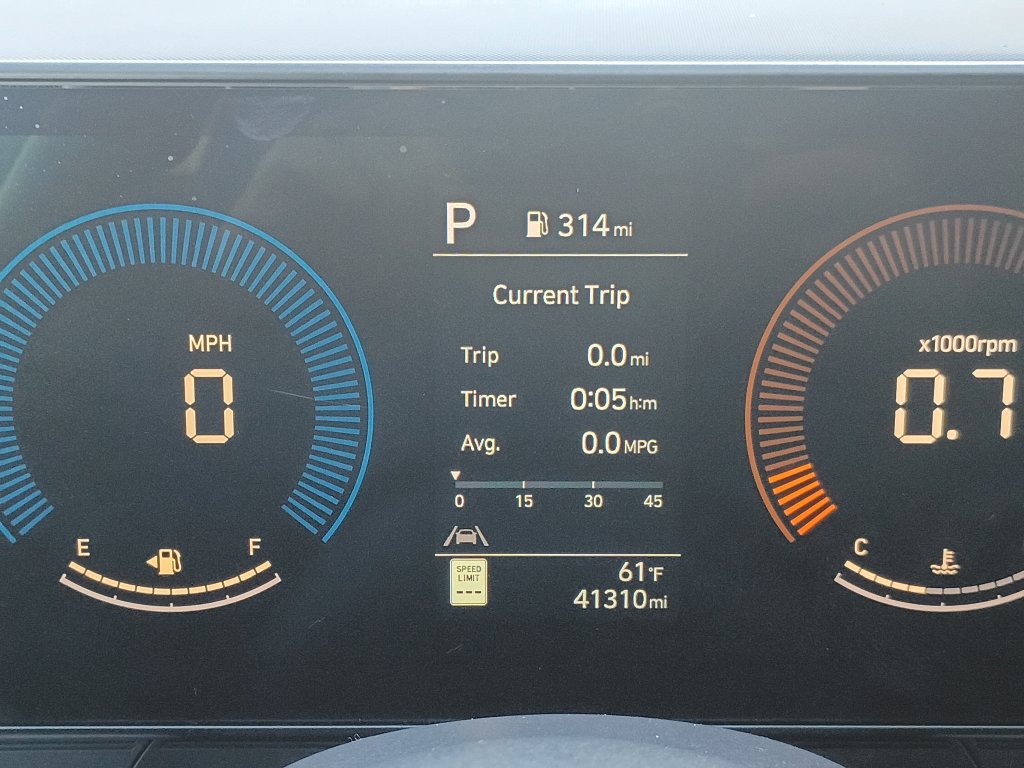 Certified 2025 Hyundai Kona SEL AWD/4WD image 26