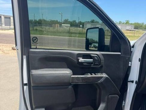 Used 2023 Chevrolet Silverado 2500 LTZ w/ Gooseneck/5TH Wheel Package AWD/4WD image 13