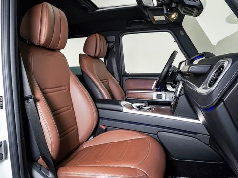 Used 2022 Mercedes-Benz G 550 image 16