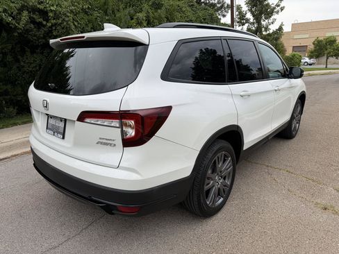 Used 2022 Honda Pilot Sport image 21