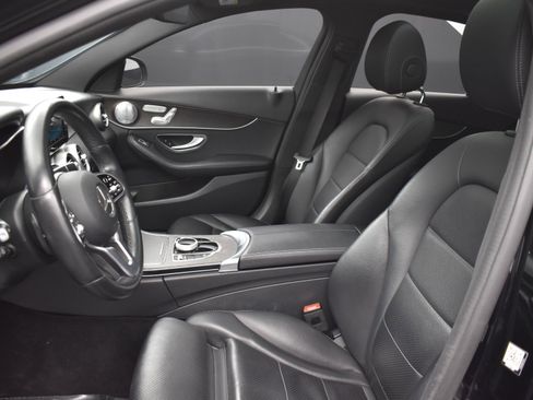 Used 2019 Mercedes-Benz C 300 4MATIC Sedan w/ Premium Package image 15