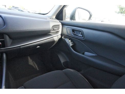 Certified 2024 Nissan Rogue S AWD/4WD image 14