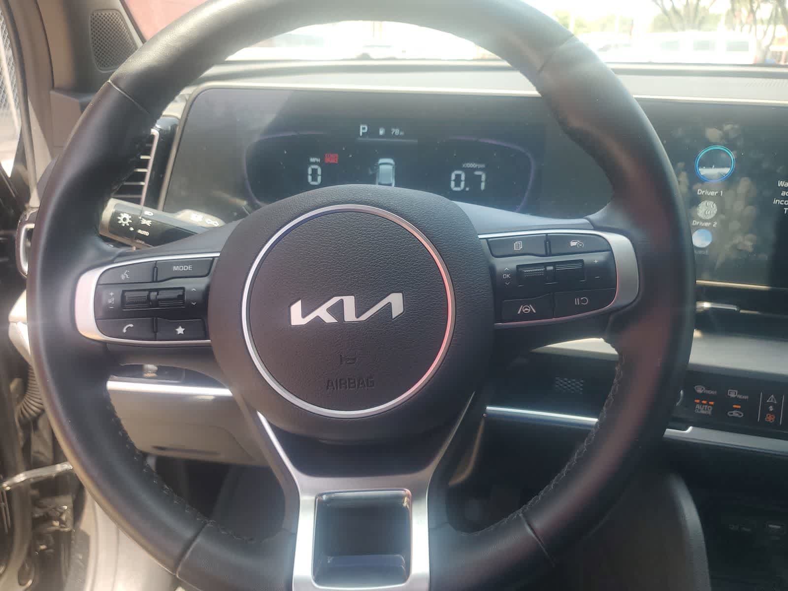 Used 2025 Kia Sportage X-Line w/ Premium Package AWD/4WD image 14
