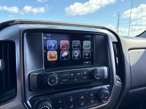 Used 2017 Chevrolet Silverado 1500 LT AWD/4WD image 15