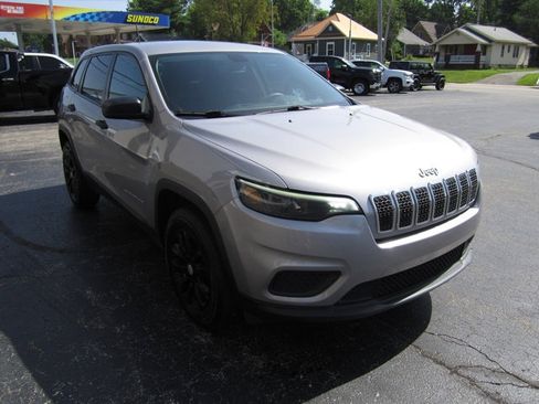 Used 2021 Jeep Cherokee Sport w/ Popular Appearance Group AWD/4WD image 5
