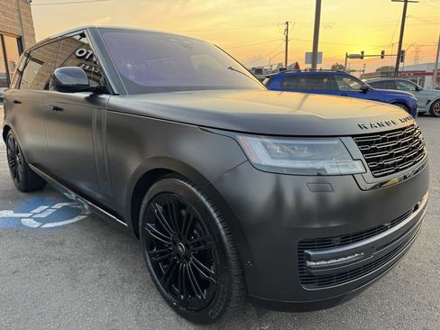 Used 2022 Land Rover Range Rover Long Wheelbase SE AWD/4WD image 3