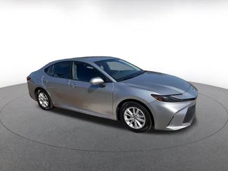 Used 2025 Toyota Camry LE video 2