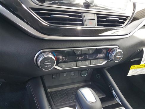 New 2025 Nissan Altima 2.5 SR w/ SR Premium Package image 14