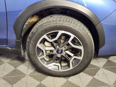 Used 2017 Subaru Crosstrek 2.0i Premium image 9