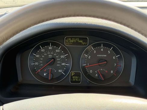 Used 2009 Volvo C70 T5 image 9