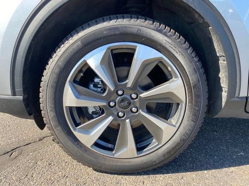 Used 2024 Ford Escape Platinum AWD/4WD image 22