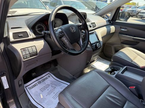 Used 2016 Honda Odyssey Touring Elite image 15