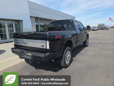 Used 2018 Ford F250 Platinum w/ Platinum Ultimate Package AWD/4WD image 7