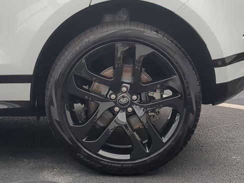 Certified 2025 Land Rover Range Rover Evoque Dynamic SE image 14