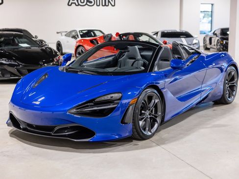 Used 2022 McLaren 720S Spider image 12