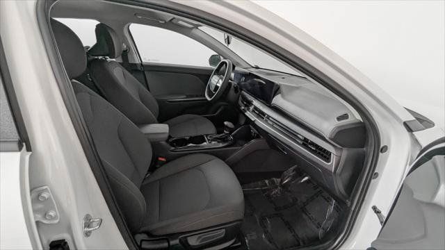 Used 2025 Kia K4 FWD image 23
