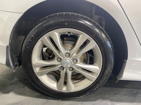 Used 2019 Hyundai Sonata SEL w/ Tech Package 02 FWD image 10
