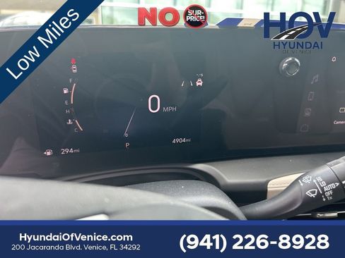 Used 2026 Buick Encore GX Avenir w/ Avenir Technology Package FWD image 8