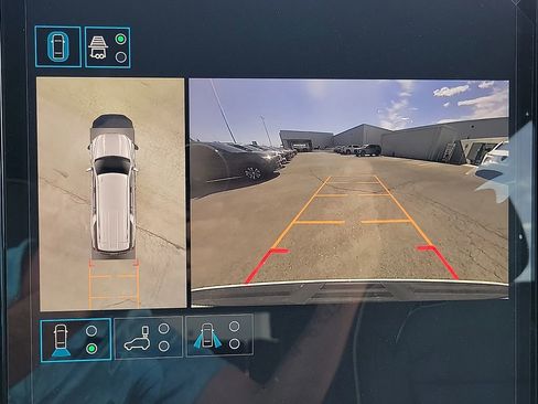 New 2026 GMC Yukon XL Elevation AWD/4WD image 21